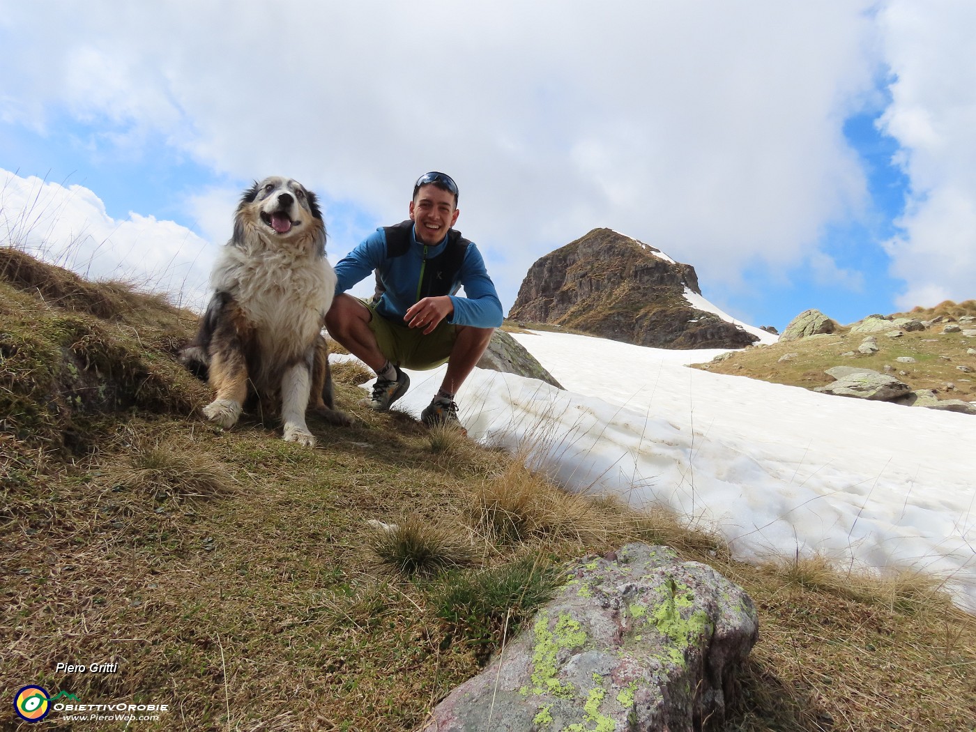 35 Incontro amico zognese col suo bel cagnolone.JPG